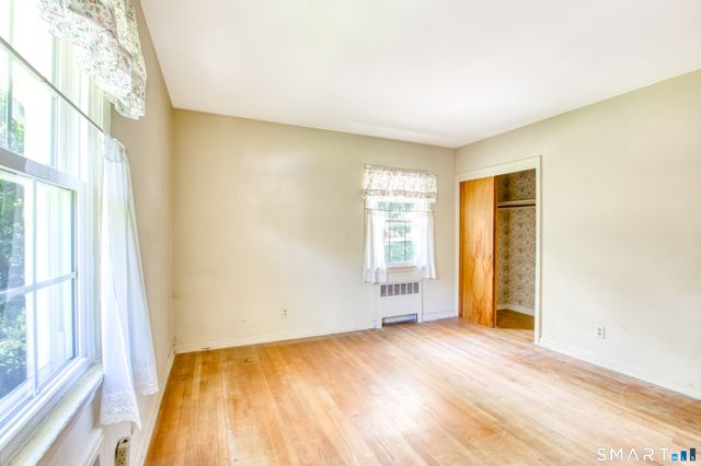 1 Pilgrim Drive, Greenwich, CT 06831