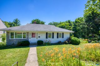 1 Pilgrim Drive, Greenwich, CT 06831