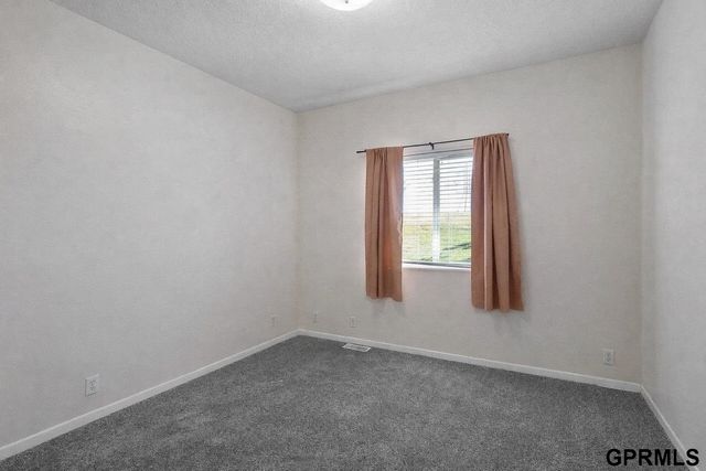 10407 S 26th Street, Bellevue, NE 68123