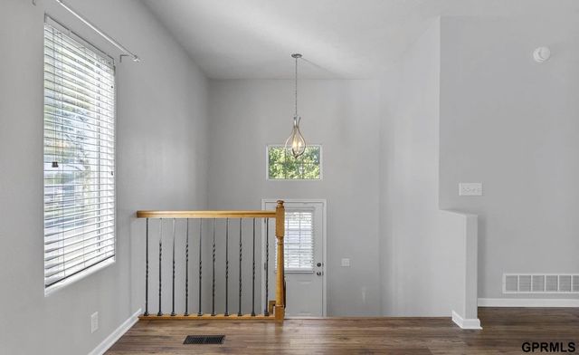 10407 S 26th Street, Bellevue, NE 68123