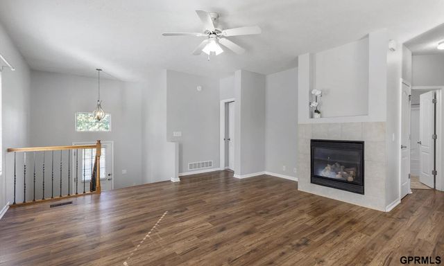 10407 S 26th Street, Bellevue, NE 68123