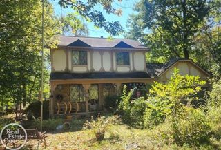 5608 Continental Road, Grand Blanc, MI 48439