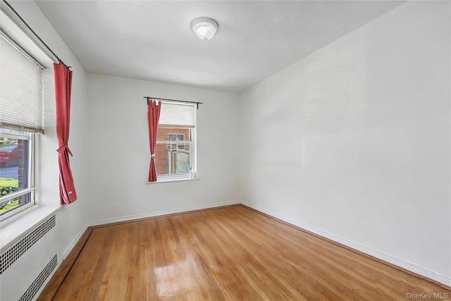 69-11 Yellowstone Boulevard A4, Forest Hills, NY 11375