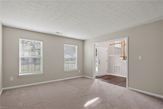 309 Roberta DR, Hampton, VA 23666