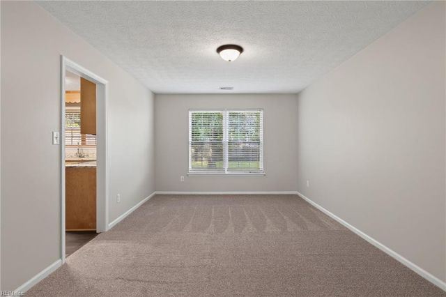 309 Roberta DR, Hampton, VA 23666