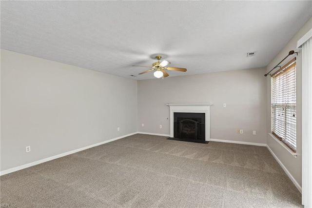 309 Roberta DR, Hampton, VA 23666
