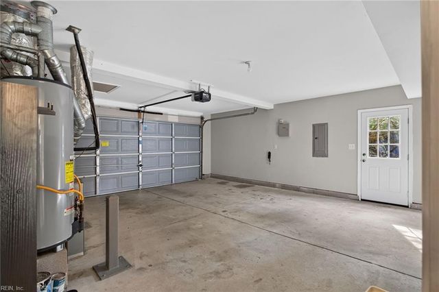 309 Roberta DR, Hampton, VA 23666