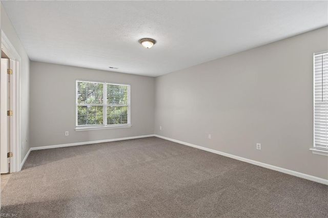 309 Roberta DR, Hampton, VA 23666