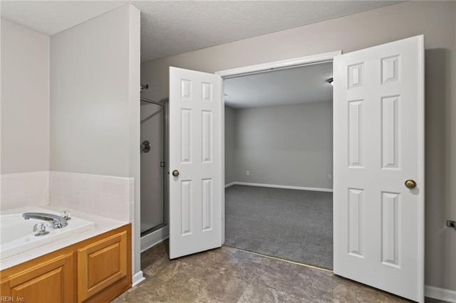 309 Roberta DR, Hampton, VA 23666