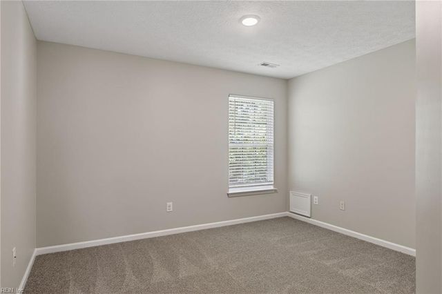 309 Roberta DR, Hampton, VA 23666