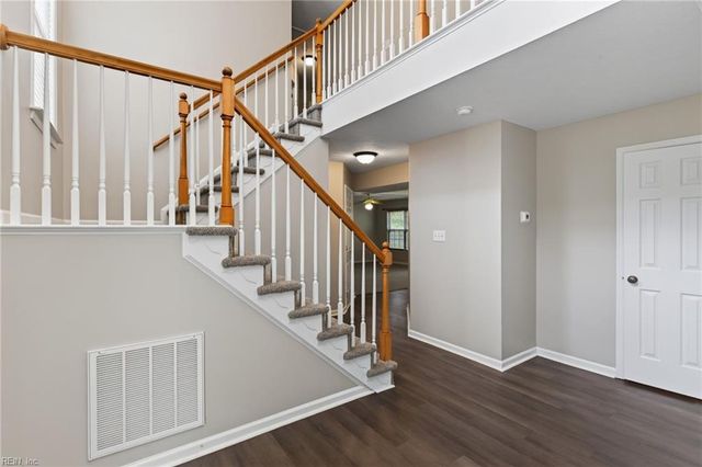309 Roberta DR, Hampton, VA 23666