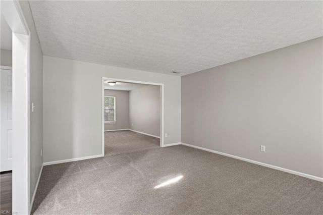 309 Roberta DR, Hampton, VA 23666