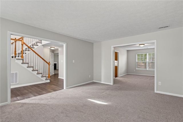 309 Roberta DR, Hampton, VA 23666