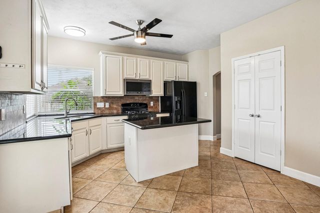 6802 Oak Run Drive, Richmond, TX 77407