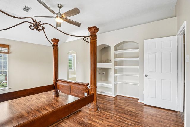 6802 Oak Run Drive, Richmond, TX 77407
