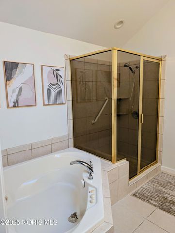 2268 Big Hickory Run, Sylvania, OH 43560