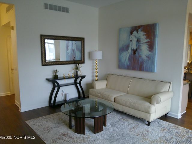 2268 Big Hickory Run, Sylvania, OH 43560