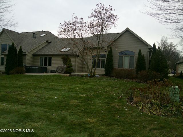 2268 Big Hickory Run, Sylvania, OH 43560