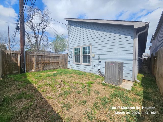 10017 Morocco Road, Houston, TX 77041