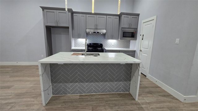 10017 Morocco Road, Houston, TX 77041