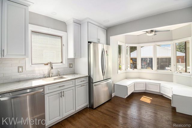 22948 Lingemann Street, St. Clair Shores, MI 48080