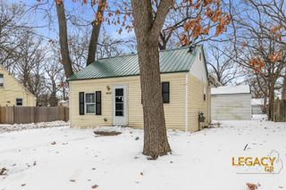 5069 Cisne Avenue Sw, City Of Wyoming, MI 49548