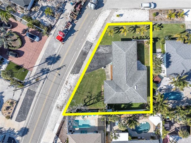 8651 GULF BOULEVARD, St Pete Beach, FL 33706