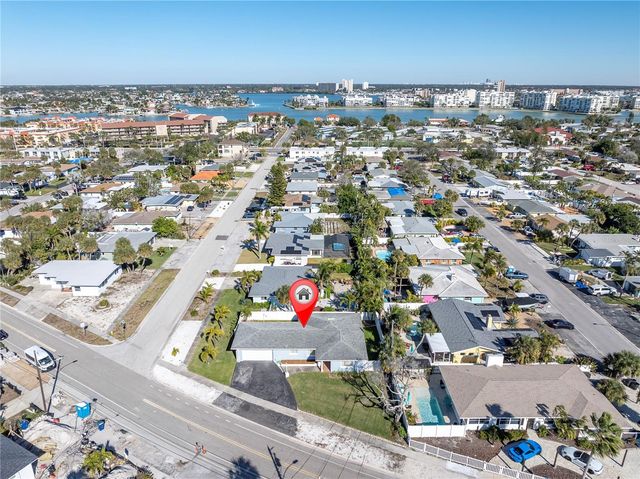 8651 GULF BOULEVARD, St Pete Beach, FL 33706