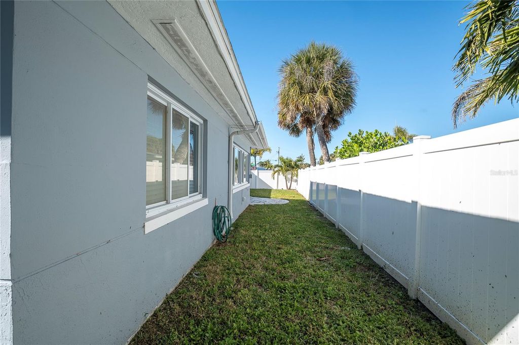 Image 26 of property listing at 8651 GULF BOULEVARD, St Pete Beach, FL 33706