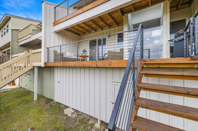 305 Venture BLVD S, Lago Vista, TX 78645