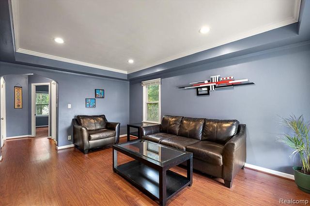 555 Donald Avenue, Clawson, MI 48017