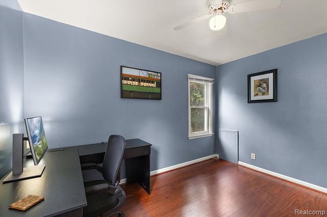 555 Donald Avenue, Clawson, MI 48017