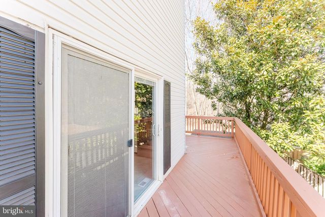 5802 SILCHESTER ST, Burke, VA 22015