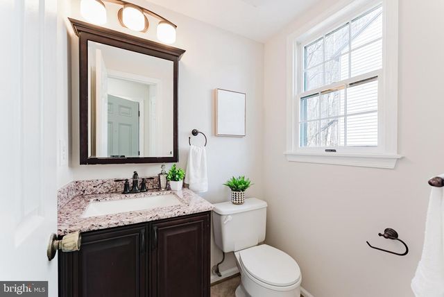 5802 SILCHESTER ST, Burke, VA 22015