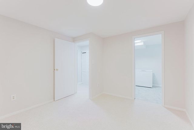 5802 SILCHESTER ST, Burke, VA 22015