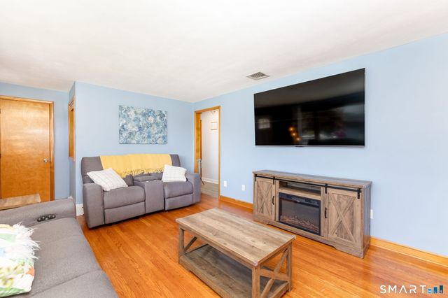 3 Di Santo Drive, Wolcott, CT 06716