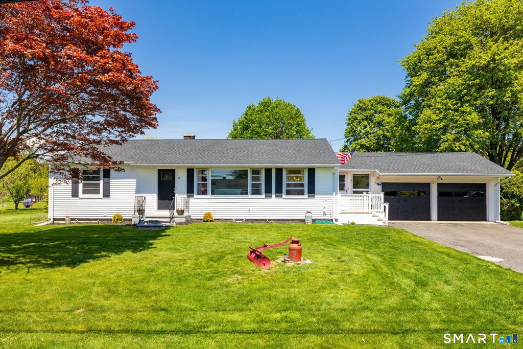 3 Di Santo Drive, Wolcott, CT 06716