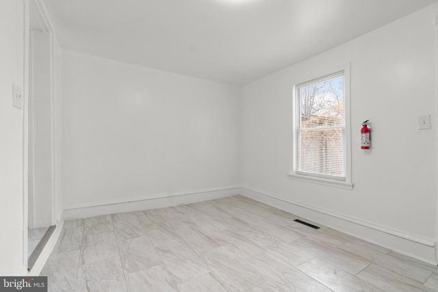 221 BROADWAY, Westville, NJ 08093