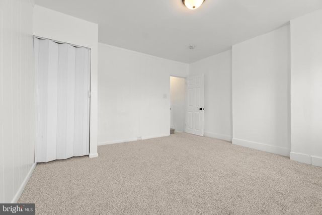 221 BROADWAY, Westville, NJ 08093