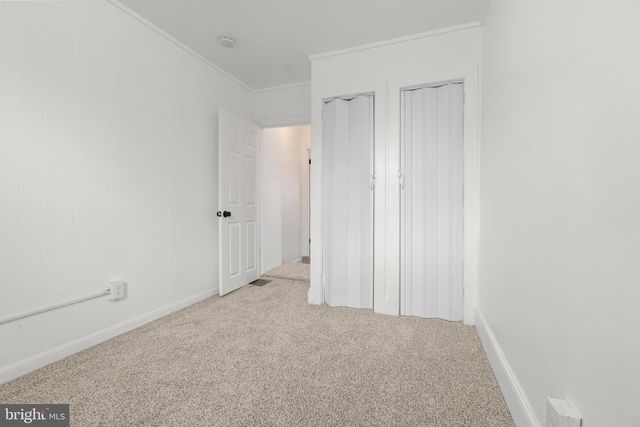 221 BROADWAY, Westville, NJ 08093