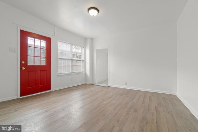 221 BROADWAY, Westville, NJ 08093