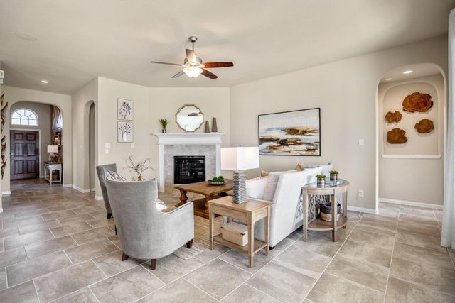 181 Peel Point Drive, Montgomery, TX 77356