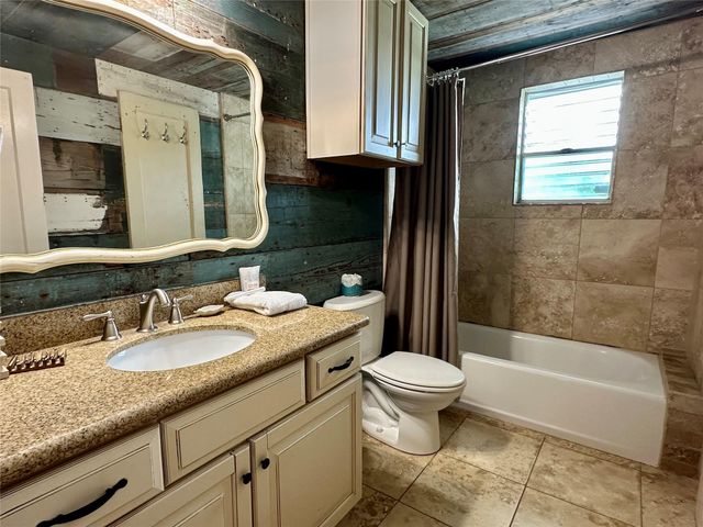 4003 Panola Drive, Galveston, TX 77554