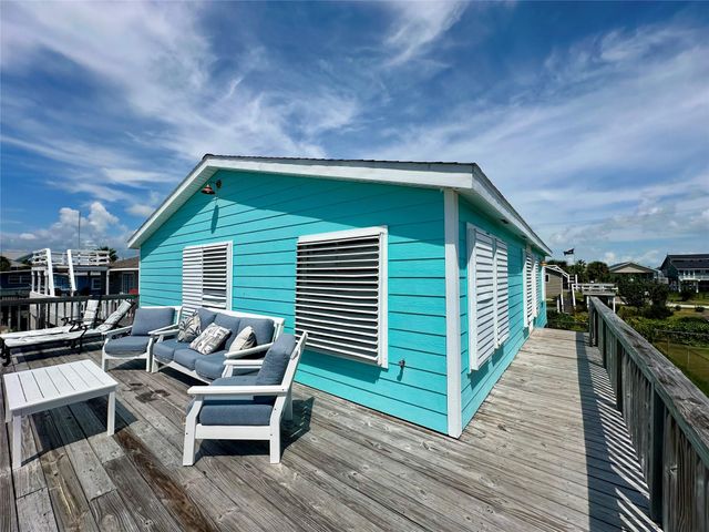 4003 Panola Drive, Galveston, TX 77554