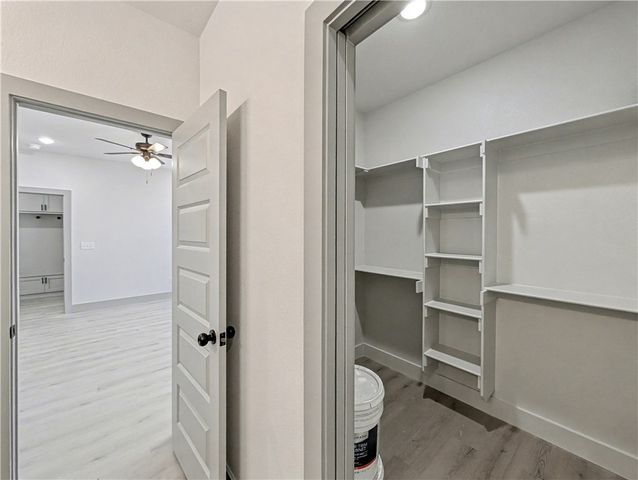 81 Selkirk Drive, Bella Vista, AR 72715