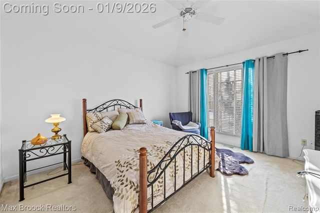 41450 Mission Lane, Novi, MI 48375