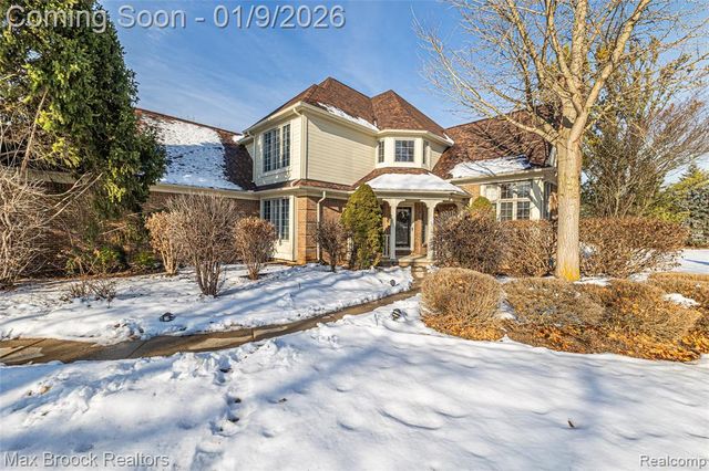 41450 Mission Lane, Novi, MI 48375