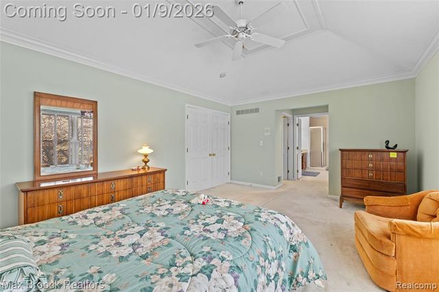 41450 Mission Lane, Novi, MI 48375