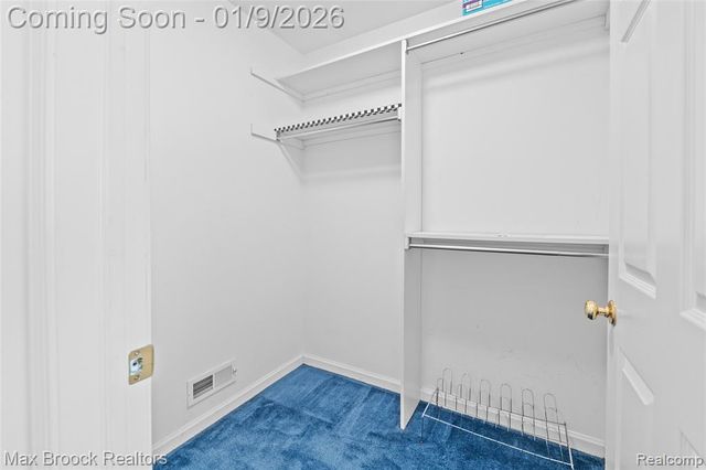 41450 Mission Lane, Novi, MI 48375