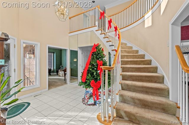 41450 Mission Lane, Novi, MI 48375